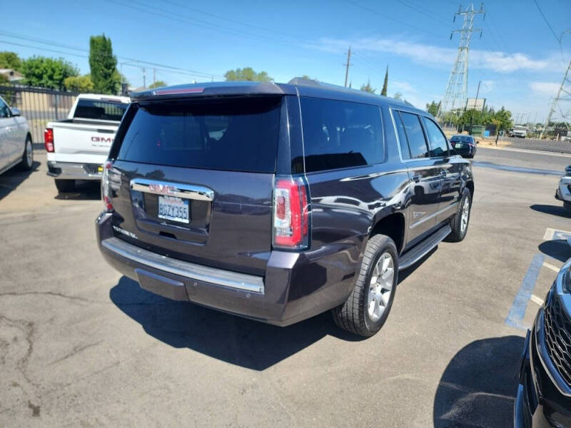 2017 GMC Yukon XL Denali