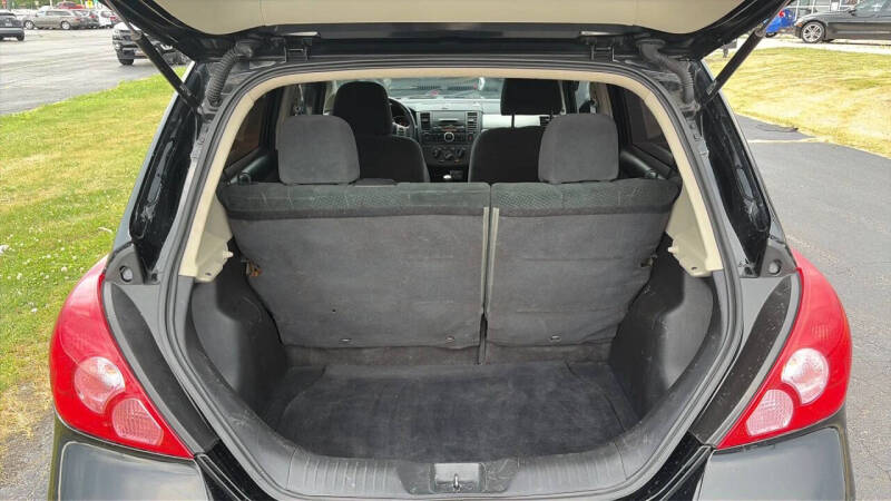2012 Nissan Versa 1.8 S
