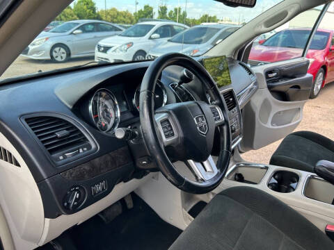 2012 Dodge Grand Caravan Crew