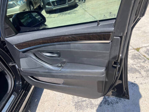 2016 BMW 5 Series 528i