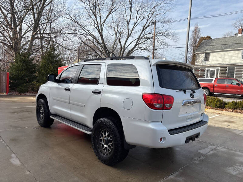 2013 Toyota Sequoia Platinum