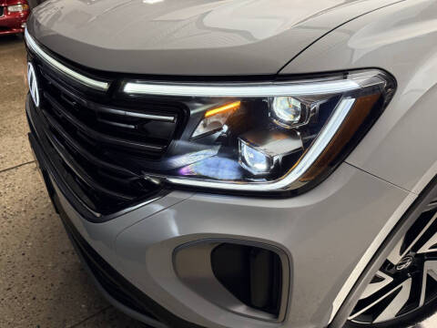 2024 Volkswagen Atlas SEL 4Motion