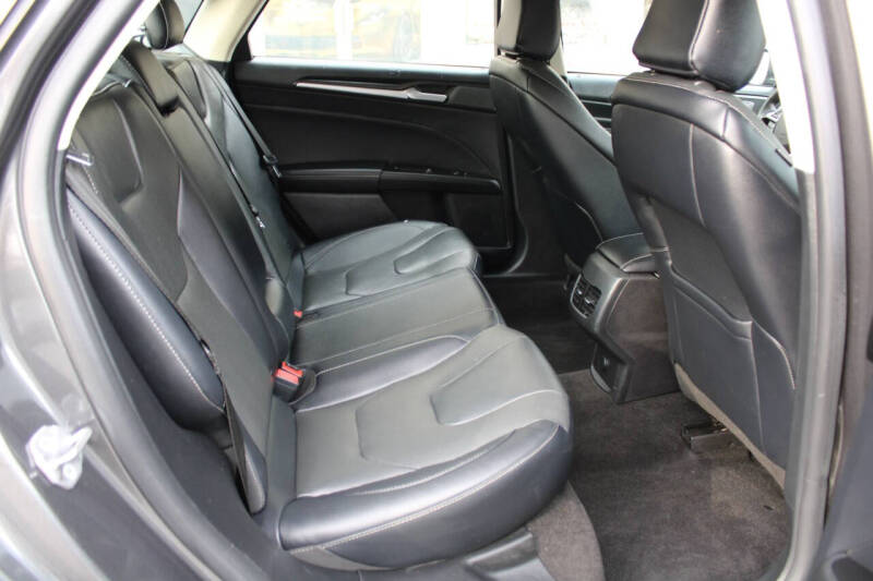 2020 Ford Fusion Titanium