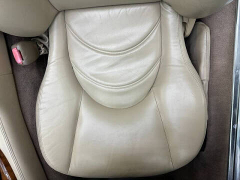2002 Jaguar XKR