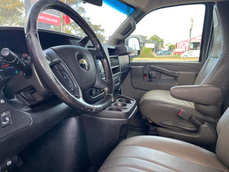 2020 Chevrolet Express LS 3500