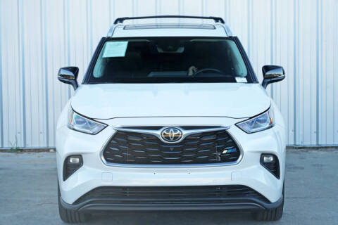 2022 Toyota Highlander Platinum