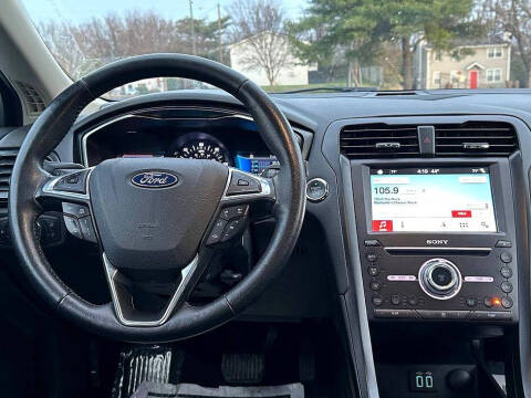 2019 Ford Fusion Hybrid Titanium