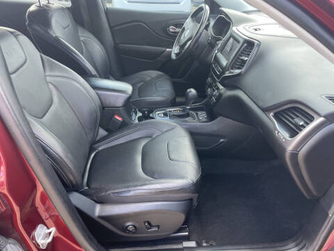 2021 Jeep Cherokee Latitude Lux