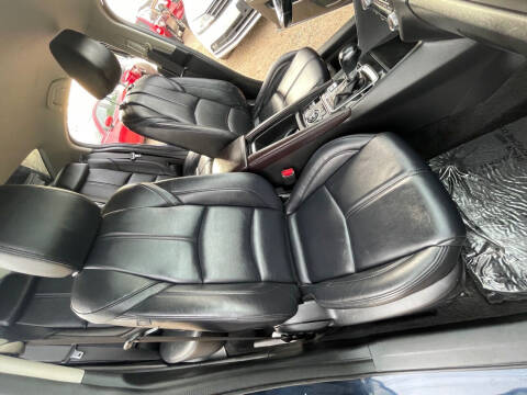 2017 Mazda MAZDA3 Touring