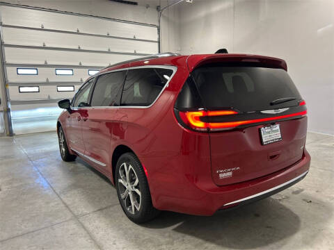 2026 Chrysler Pacifica Pinnacle