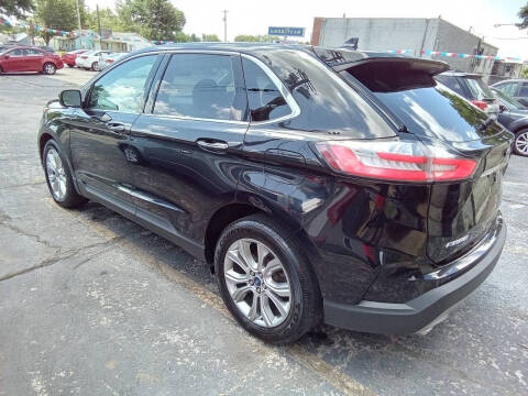 2019 Ford Edge Titanium