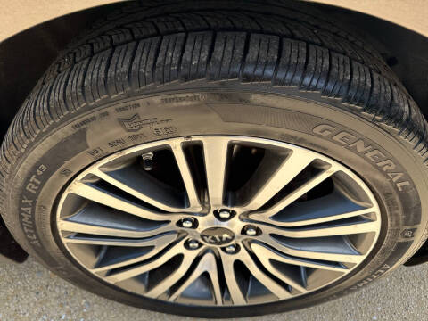 2014 Kia Cadenza Premium