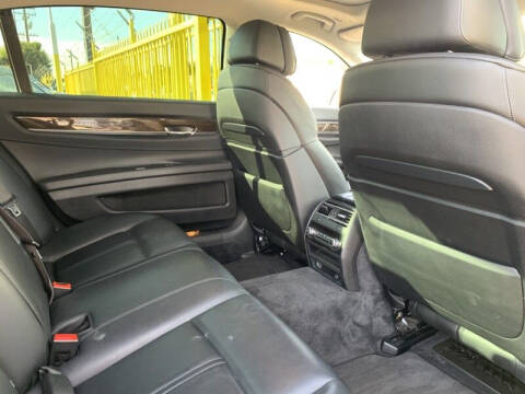 2011 BMW 7 Series 750Li