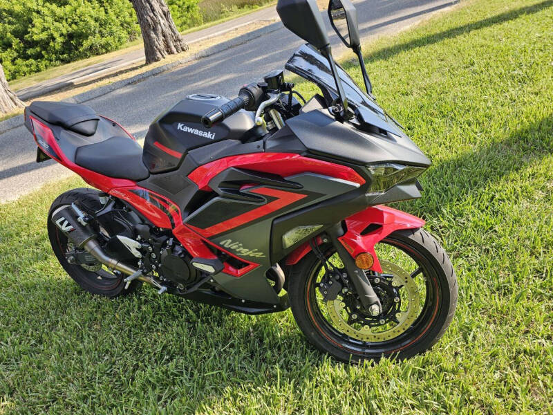 2025 Ninja 500