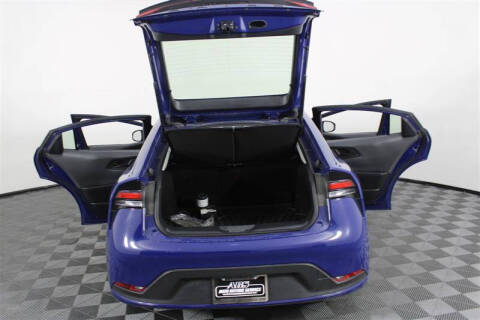 2023 Toyota Prius LE