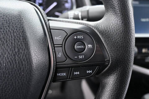 2019 Toyota Camry Hybrid LE