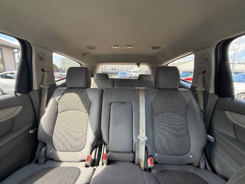 2017 Chevrolet Traverse LS