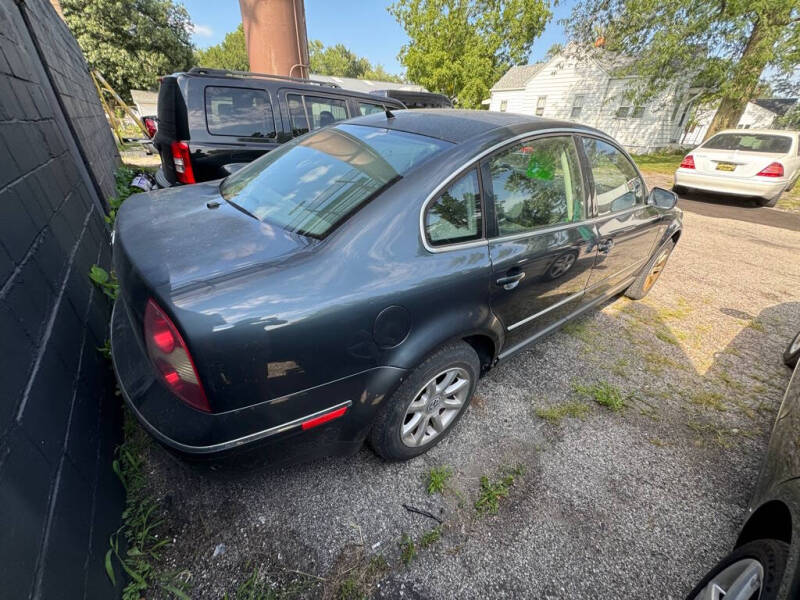 2004 Volkswagen Passat GLS photo 3