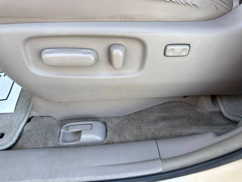 2007 Toyota Sienna XLE 7-Passenger