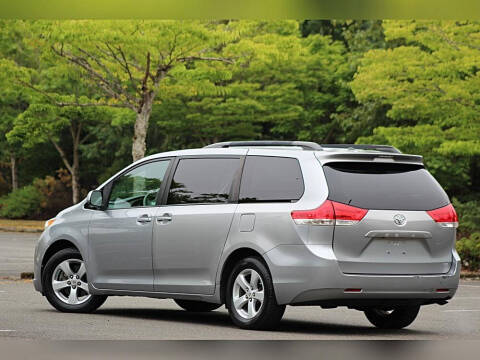 2011 Toyota Sienna