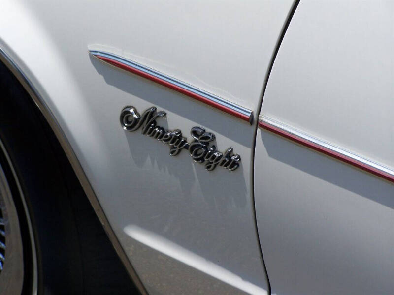 1977 Oldsmobile Ninety-Eight