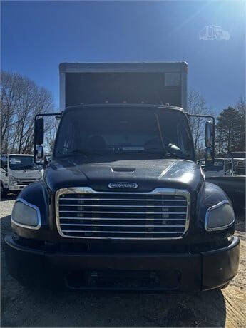 2007 Freightliner M2 106