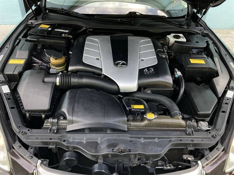 2003 Lexus SC 430
