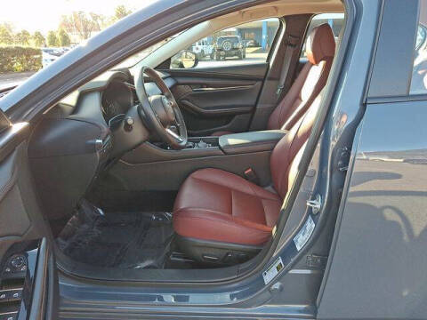 2025 Mazda Mazda3 Sedan 2.5 S Carbon Edition