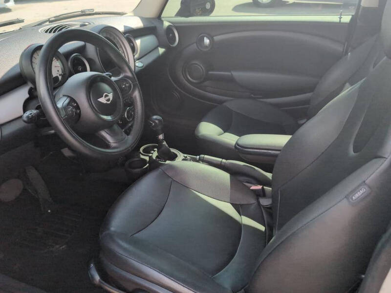 2013 MINI Hardtop Cooper