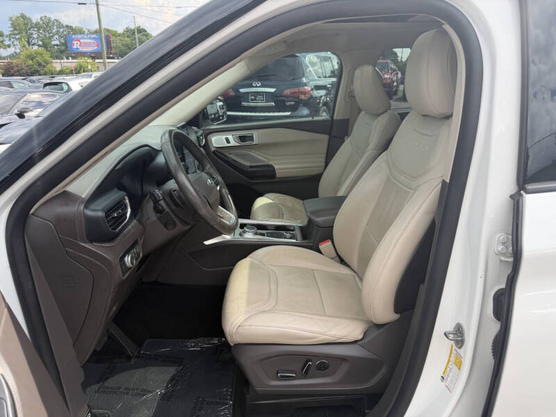 2020 Ford Explorer Platinum