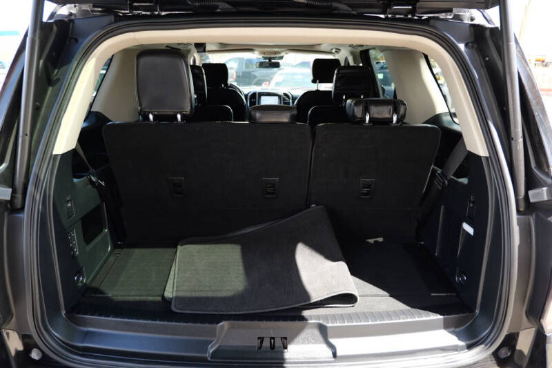 2020 Ford Expedition Platinum