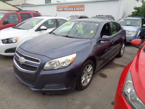 2013 Chevrolet Malibu for sale at Aspen Auto Sales in Wayne MI