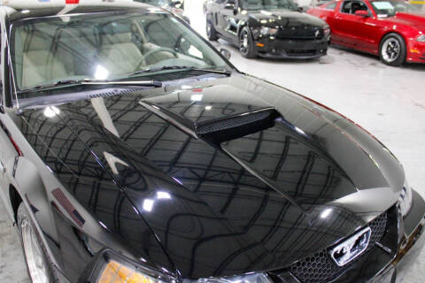 2003 Ford Mustang GT Deluxe