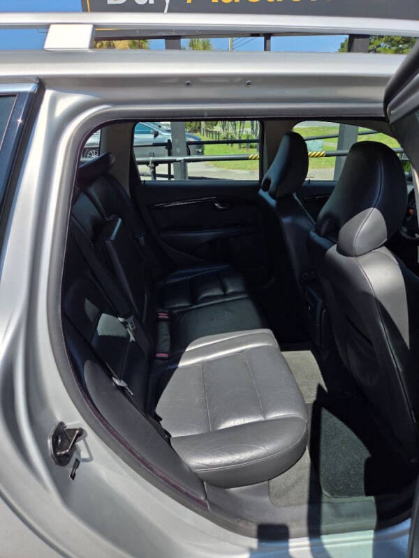 2008 Volvo V70 3.2