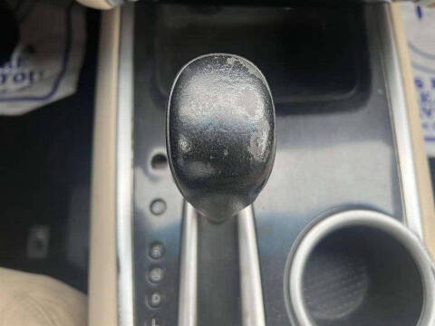 2016 Nissan Pathfinder SV