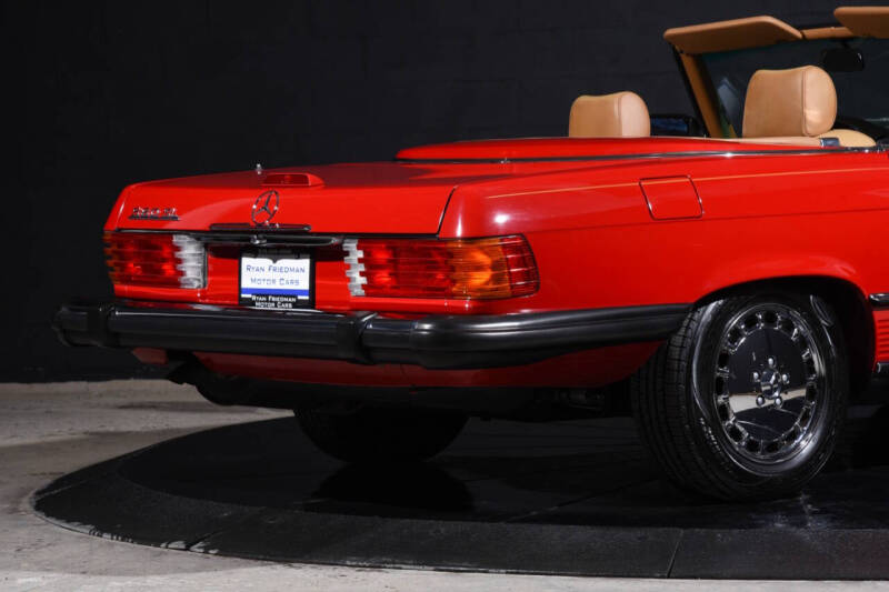 1988 Mercedes-Benz 560-Class 560 SL