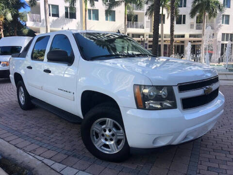 2007 Chevrolet Avalanche for sale at Florida Cool Cars in Fort Lauderdale FL