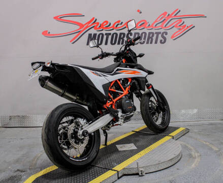 2019 KTM 690 SMC R