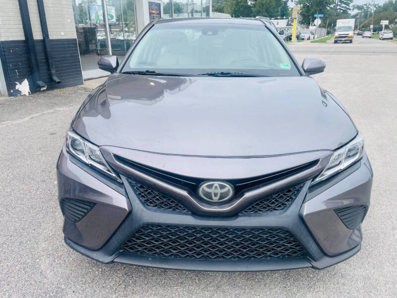 2018 Toyota Camry SE