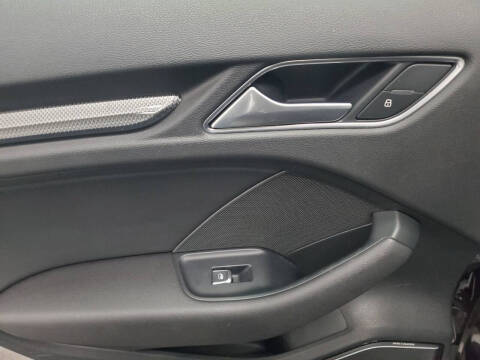 2017 Audi A3 Sportback e-tron 1.4T Premium Plus