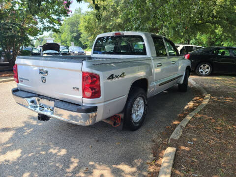 2005 Dodge Dakota for sale at Samson Motorcars inc in Bowling Green VA