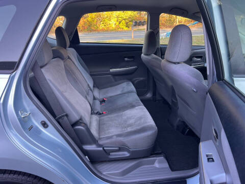 2012 Toyota Prius v Three