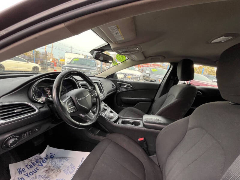 2015 Chrysler 200 Limited