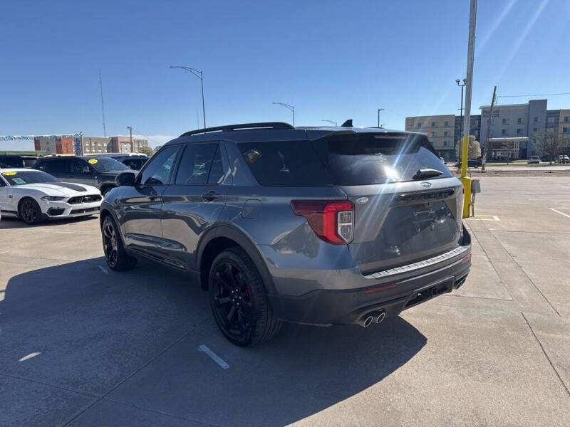 2023 Ford Explorer ST