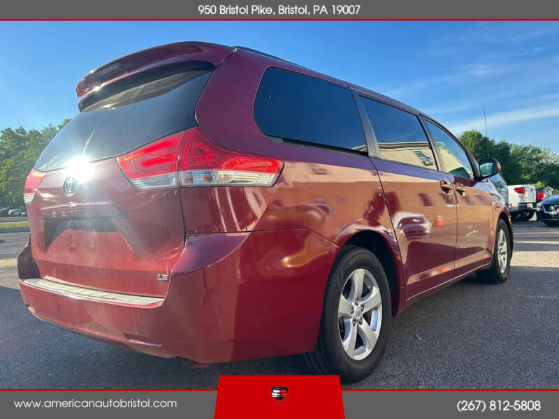 2011 Toyota Sienna