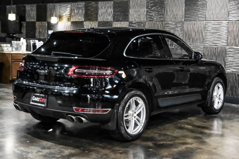 2017 Porsche Macan S