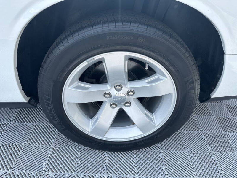 2012 Dodge Challenger SXT