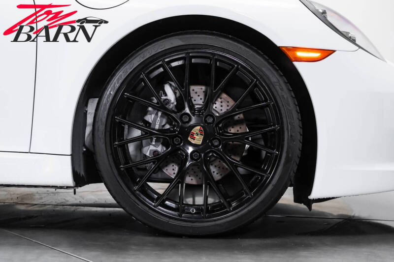 2017 Porsche 911 Carrera