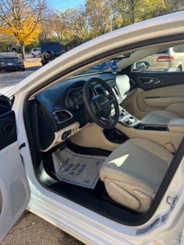 2016 Chrysler 200 Limited