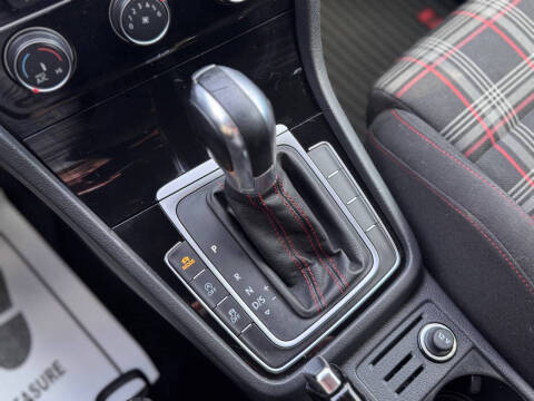 2019 Volkswagen Golf GTI S